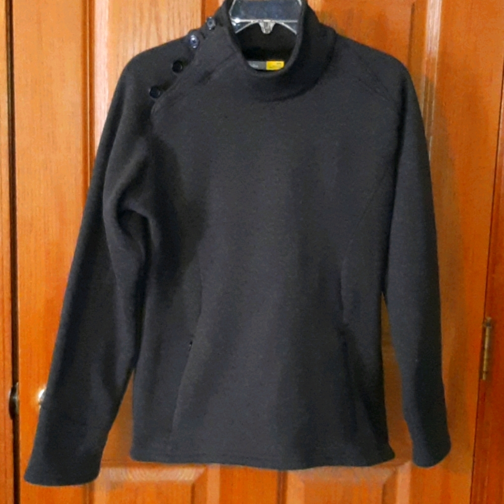 Cabelas Sweatshirt